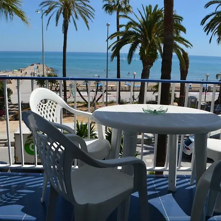 Seafront Апартаменты