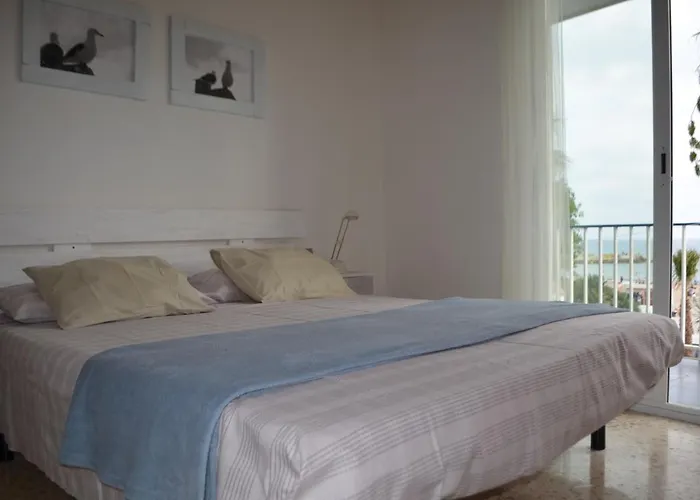 Seafront Сиджес